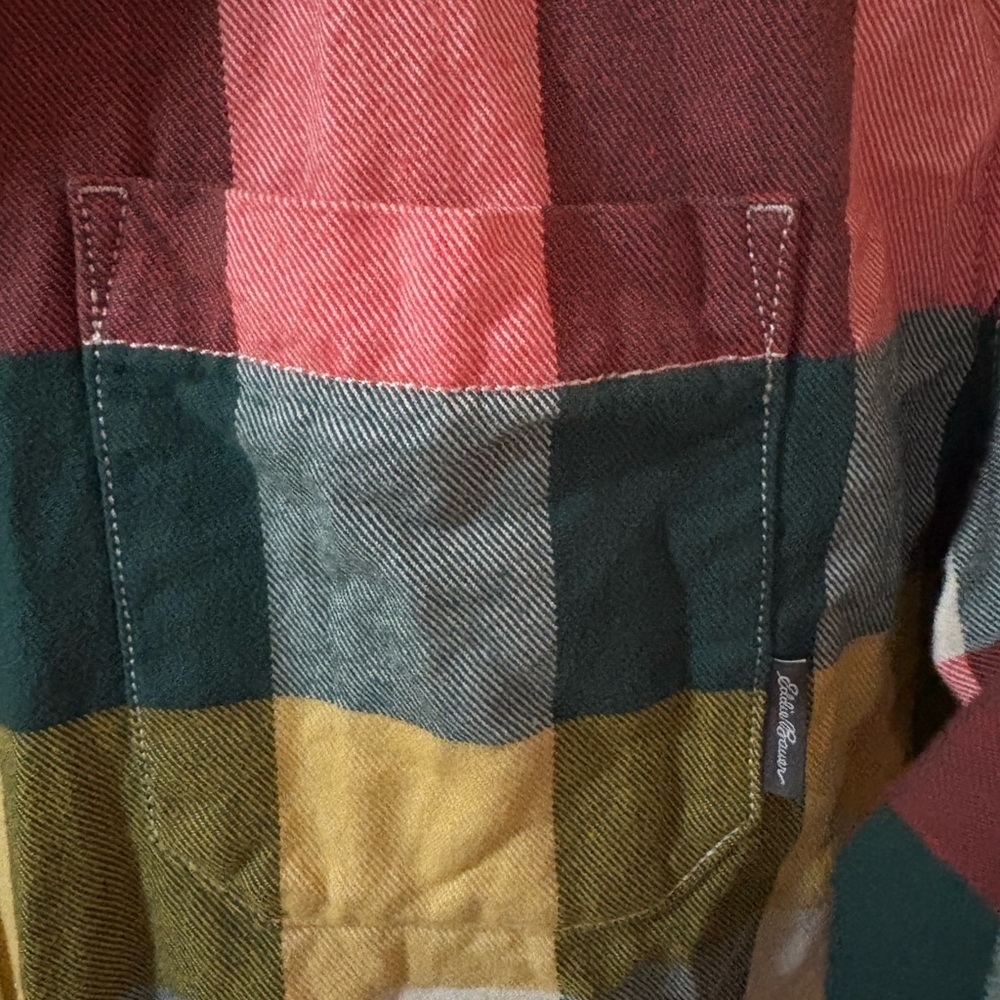 Gingham Flannel Button Down Eddie Bauer Large Excellent Condition - Picture 8 of 9